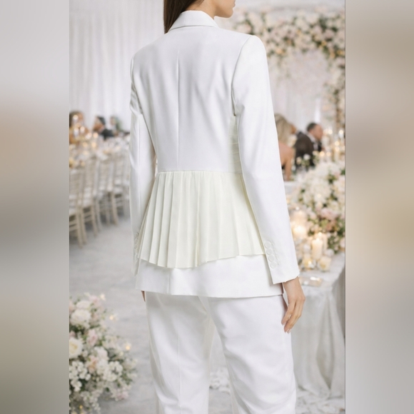 Express White Pleated Ruffle Blazer NWT Size M | Statement Wedding Guest Bridal - Picture 2 of 9